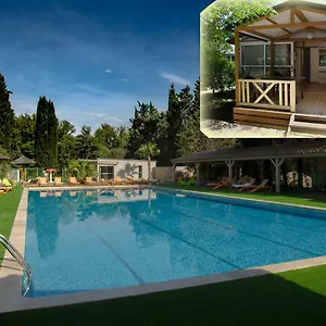 https://la-vallee-de-taradeau.fr-provencehotel.com